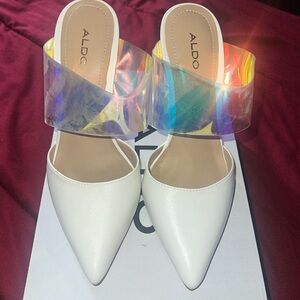White Aldo heels size 5